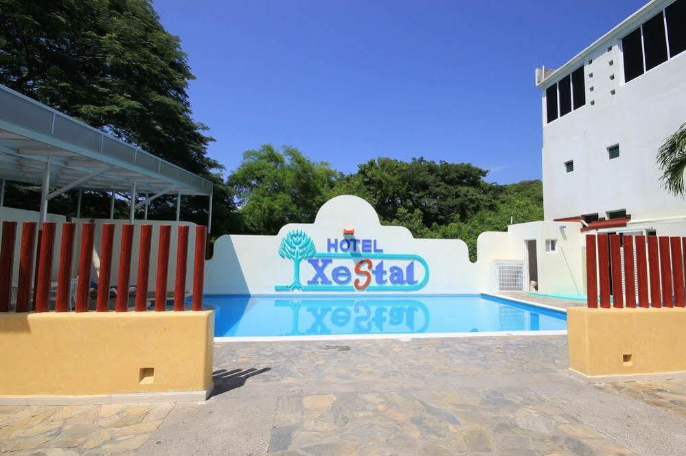 Hotel Xestal Santa Cruz Huatulco Extérieur photo